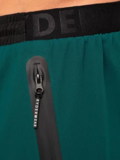 Action Mesh Short