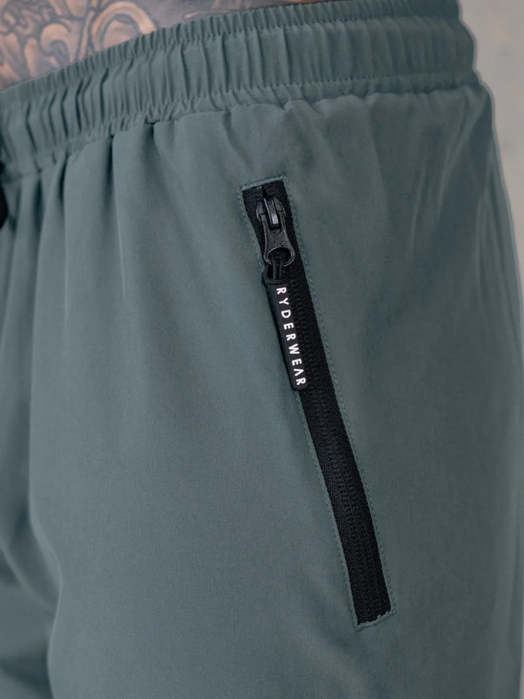 Adapt 5" Training Short