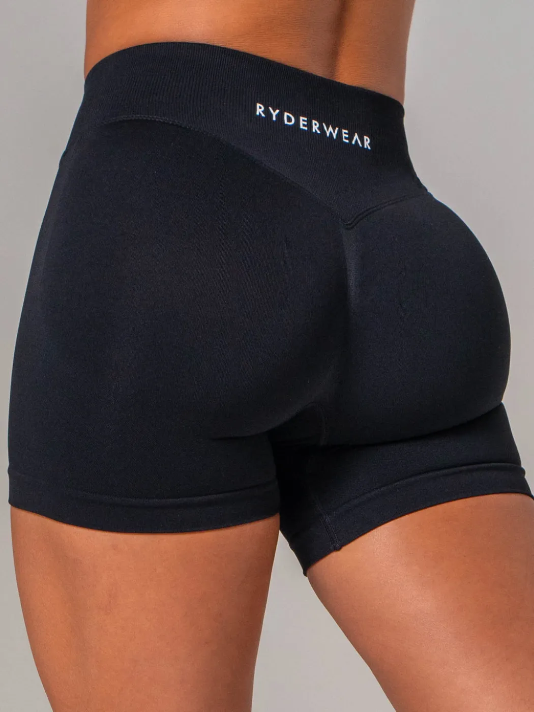 Boost Seamless Shorts