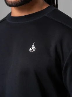 Dynamic Pullover