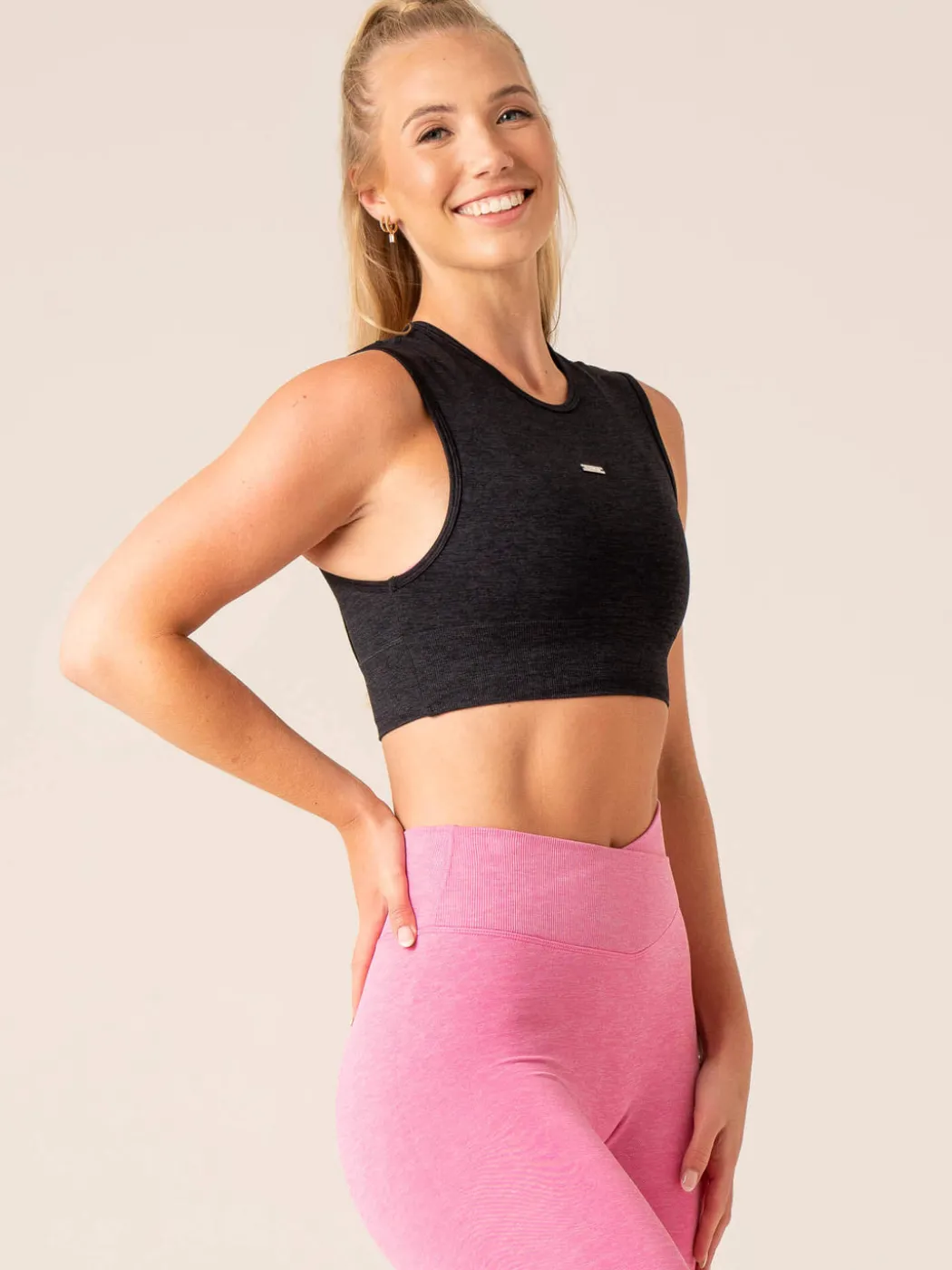 Focus Seamless Tank
