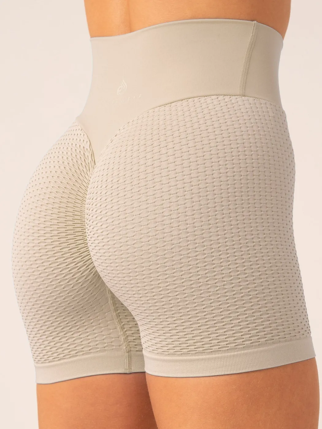 Honeycomb Scrunch Seamless Shorts