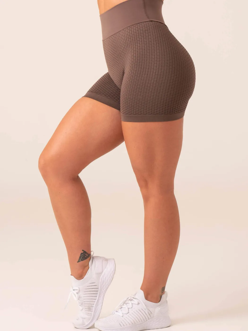 Honeycomb Scrunch Seamless Shorts