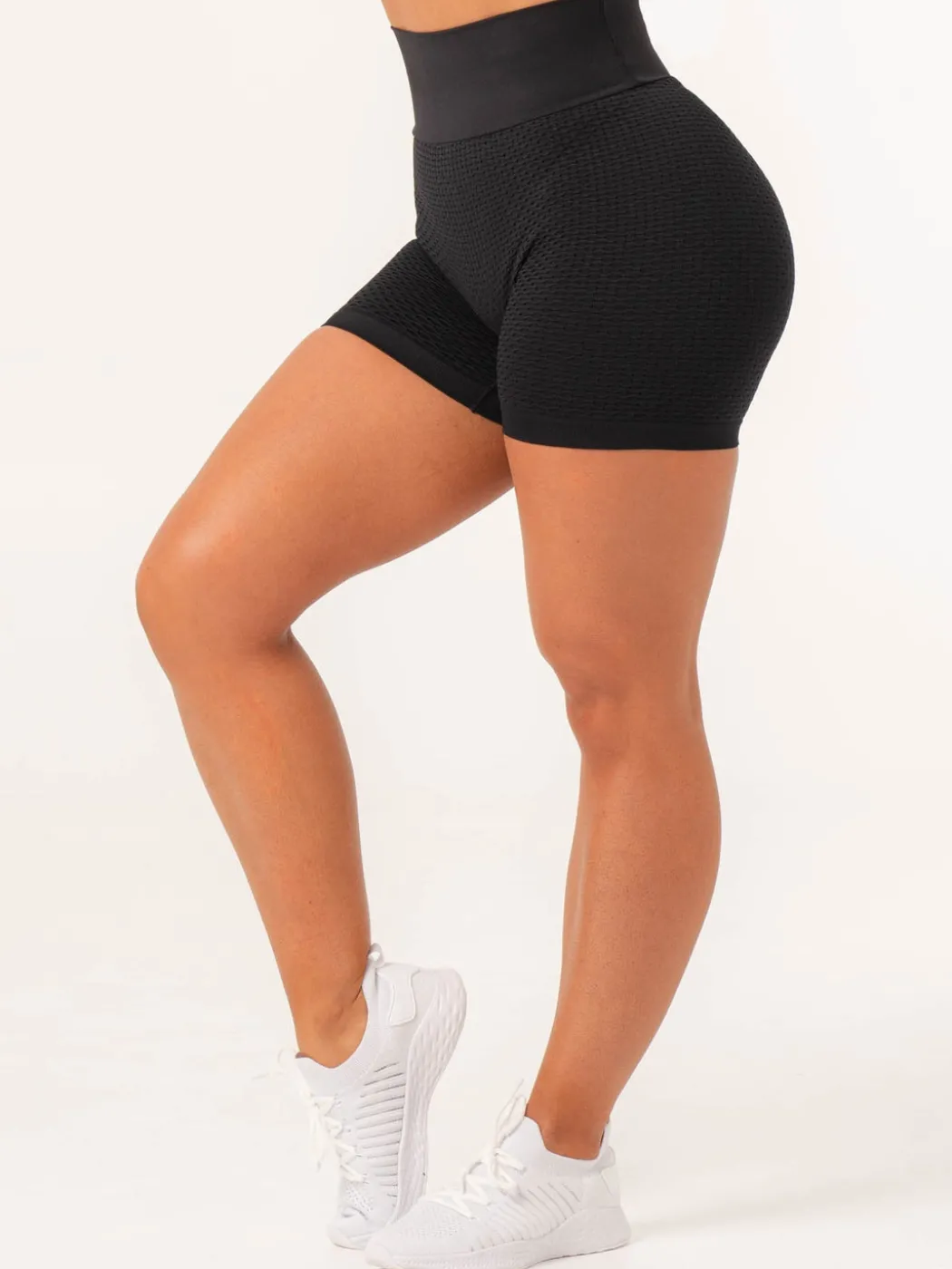 Honeycomb Scrunch Seamless Shorts