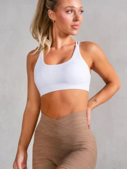 Icon Scoop Neck Sports Bra