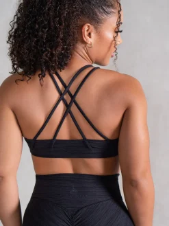 Icon Scoop Neck Sports Bra