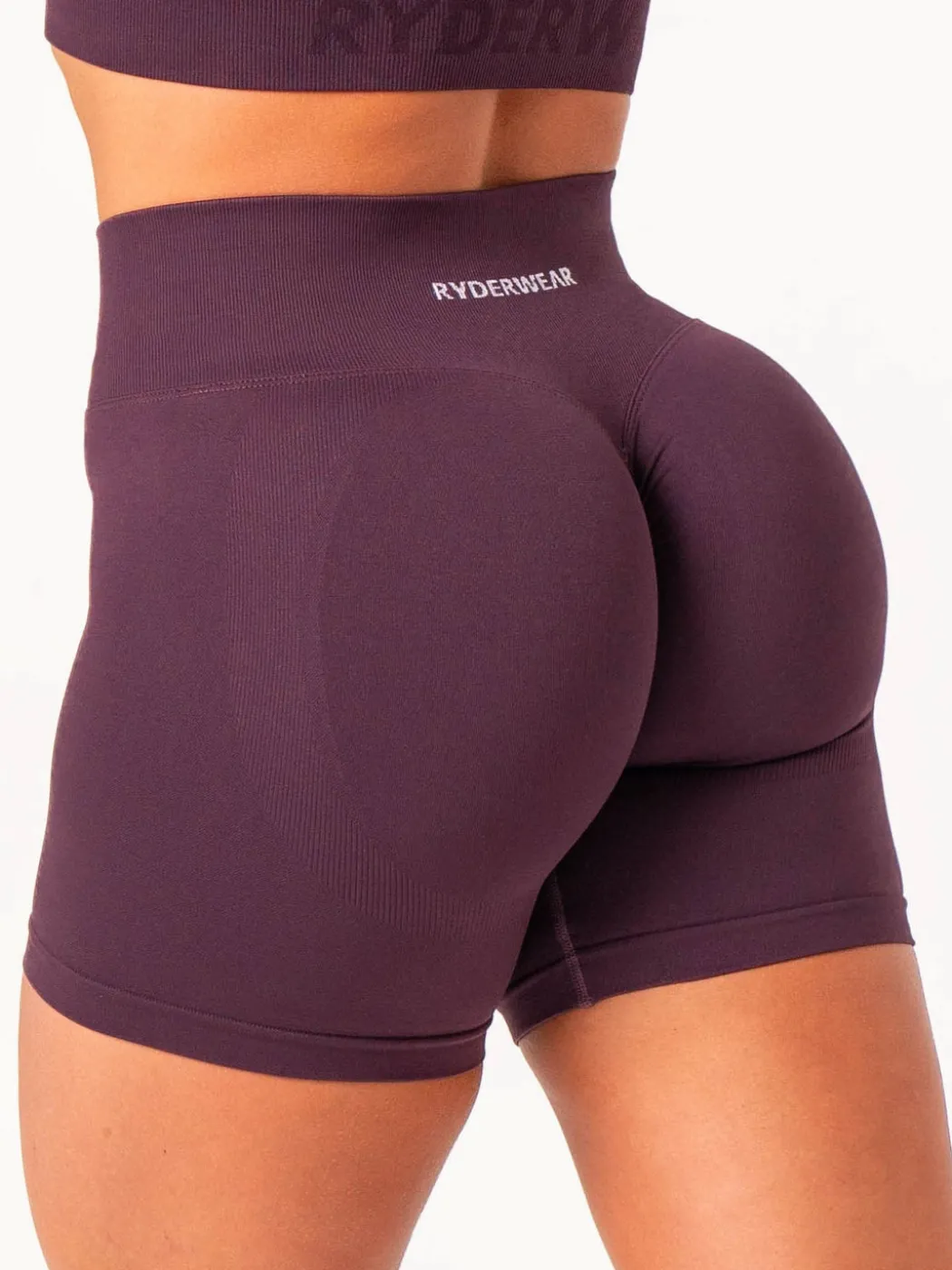 Lift Scrunch Shorts