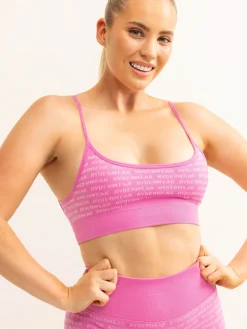 Logo Lux Seamless Sports Bra