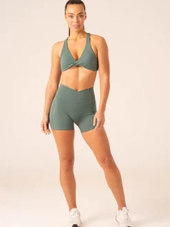 Momentum Twist Sports Bra
