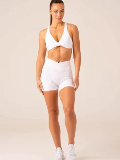 Momentum Twist Sports Bra