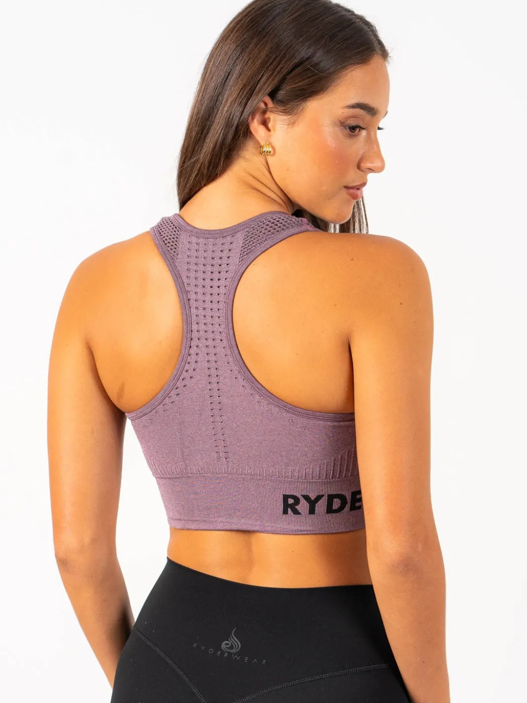 Seamless Staples Sports Bra