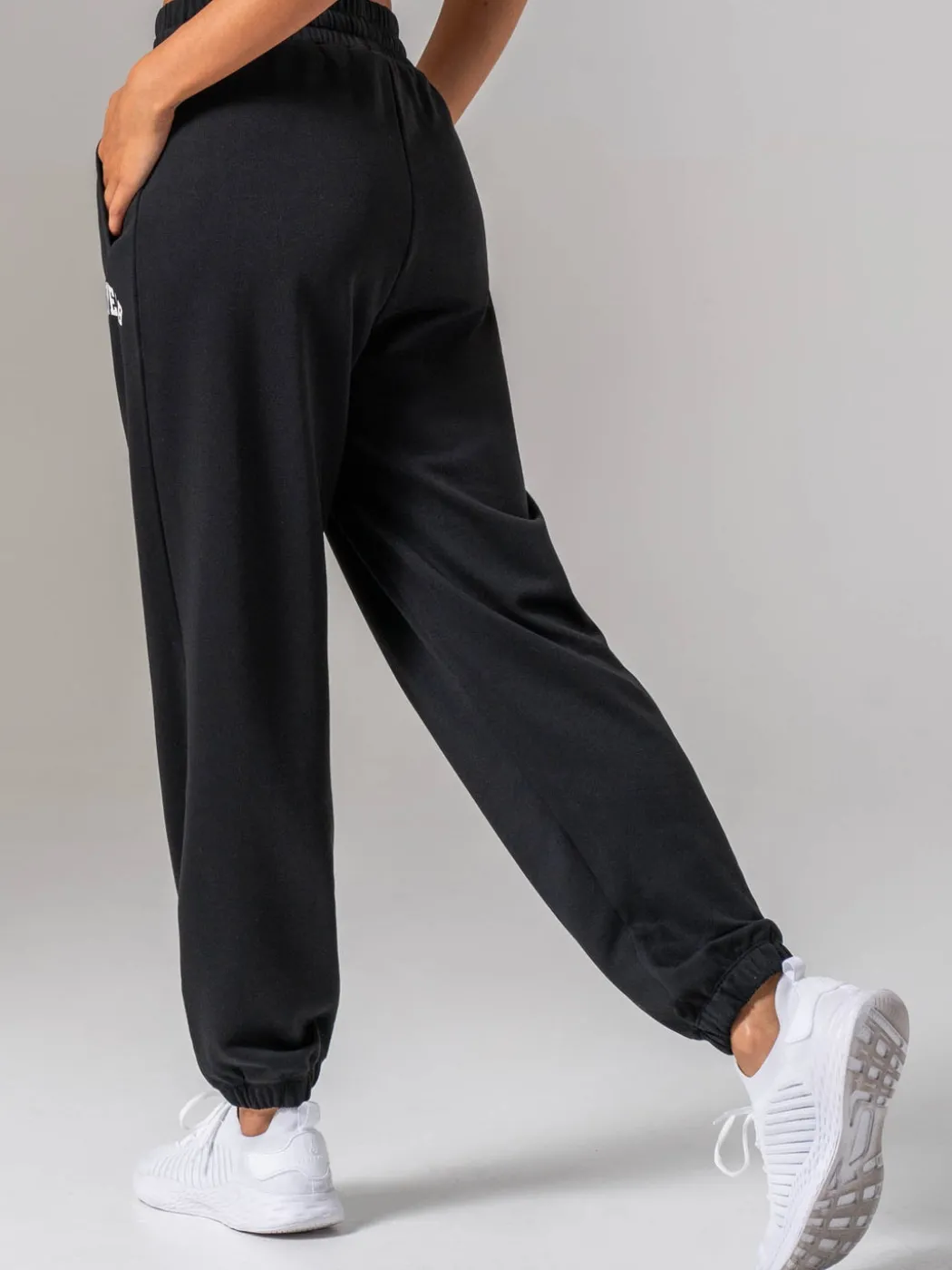 Women's Collegiate Track Pant